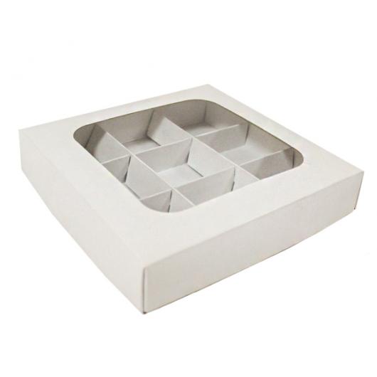 Коробка для конфет белая с окном 16 см*16 см*3 см (9)